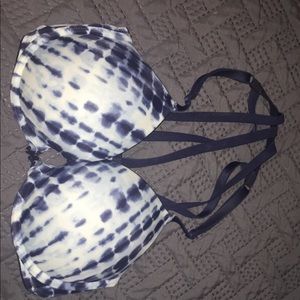 32DD Victoria secret bra